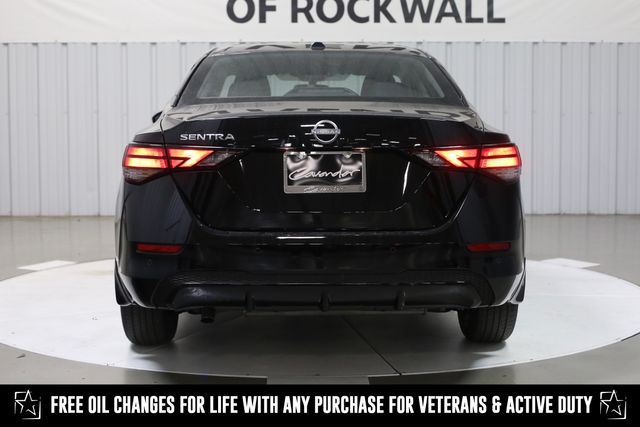 2025 Nissan Sentra SV photo 5