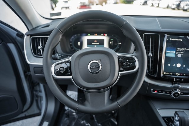 2025 Volvo XC60 Hybrid T8 Plus photo 26