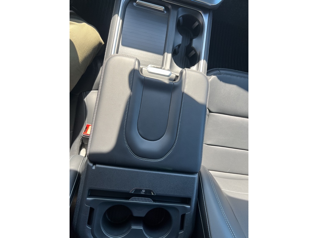 2025 Ford Expedition Platinum photo 22