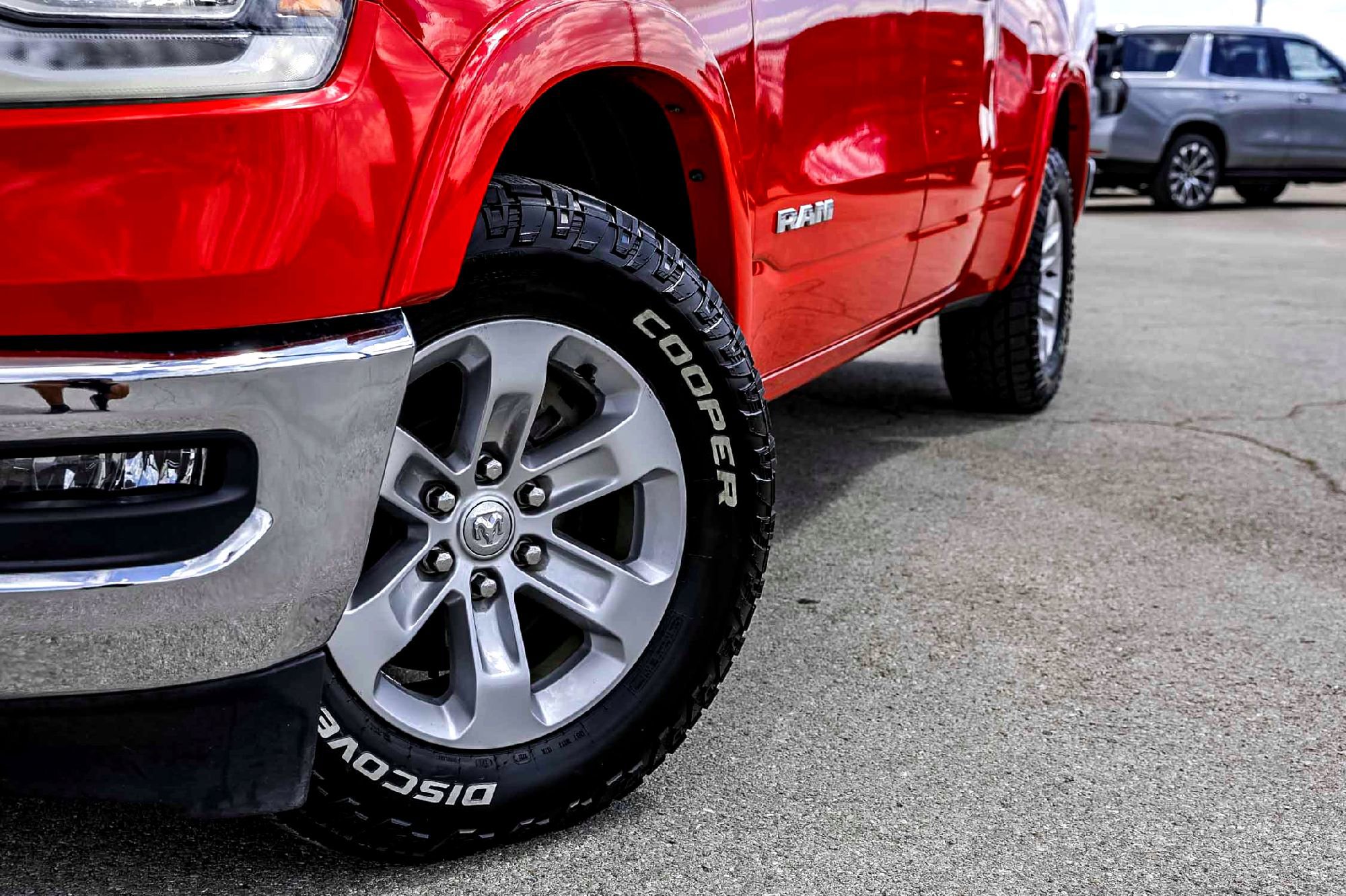 2020 Ram 1500 Laramie photo 2
