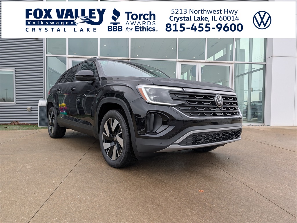 2026 Volkswagen Atlas Cross Sport SE's photo