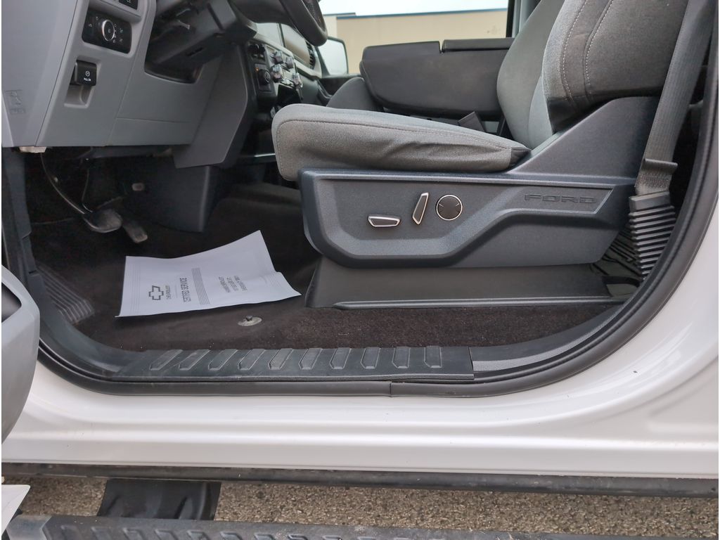 2021 Ford F-150 XLT photo 27
