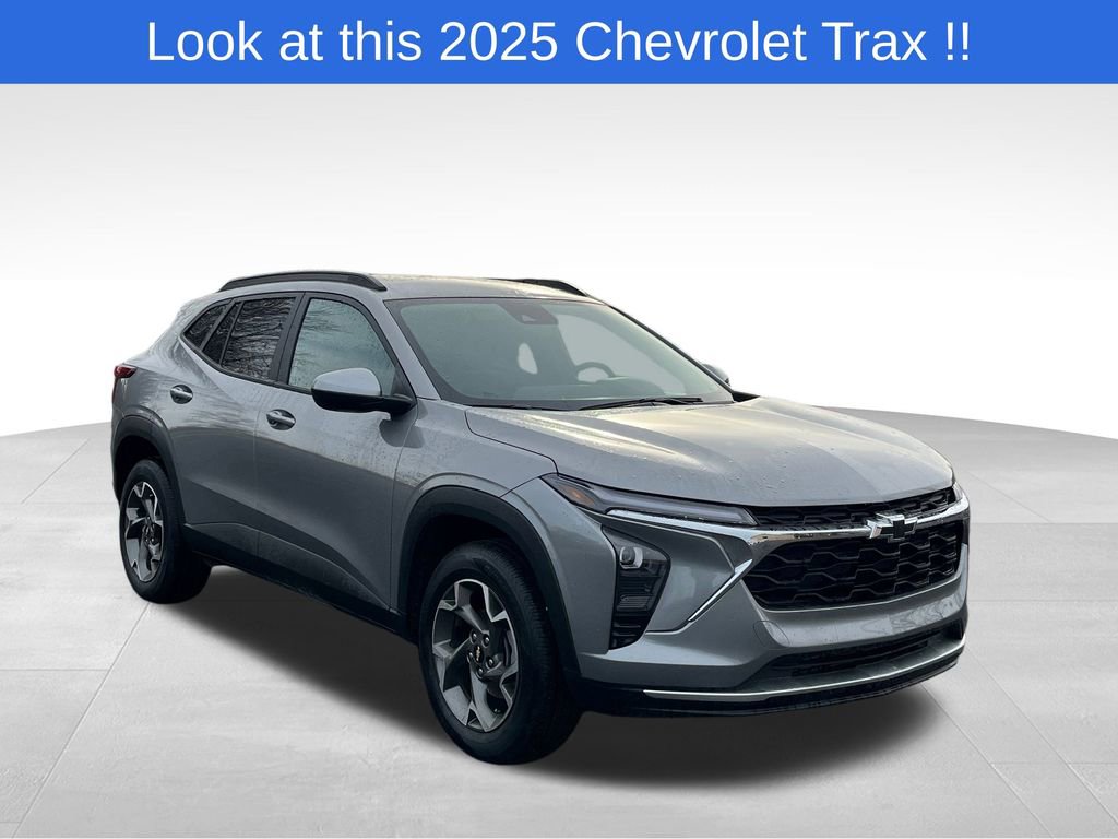 2025 Chevrolet Trax LT's photo