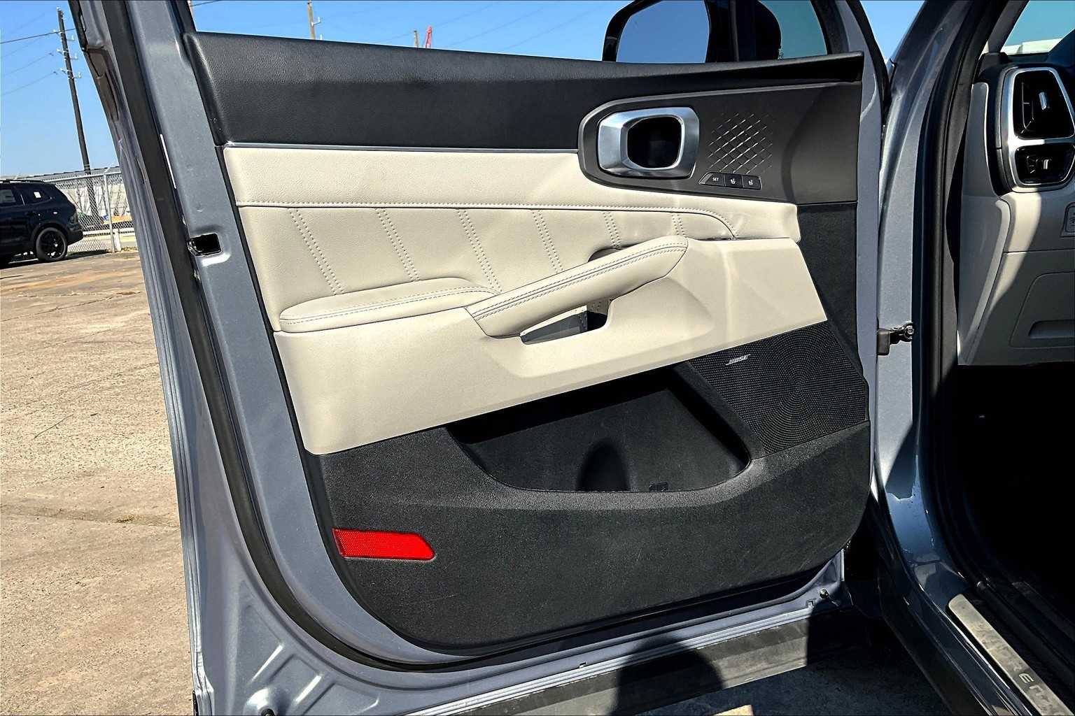 2023 Kia Sorento SX Prestige photo 37