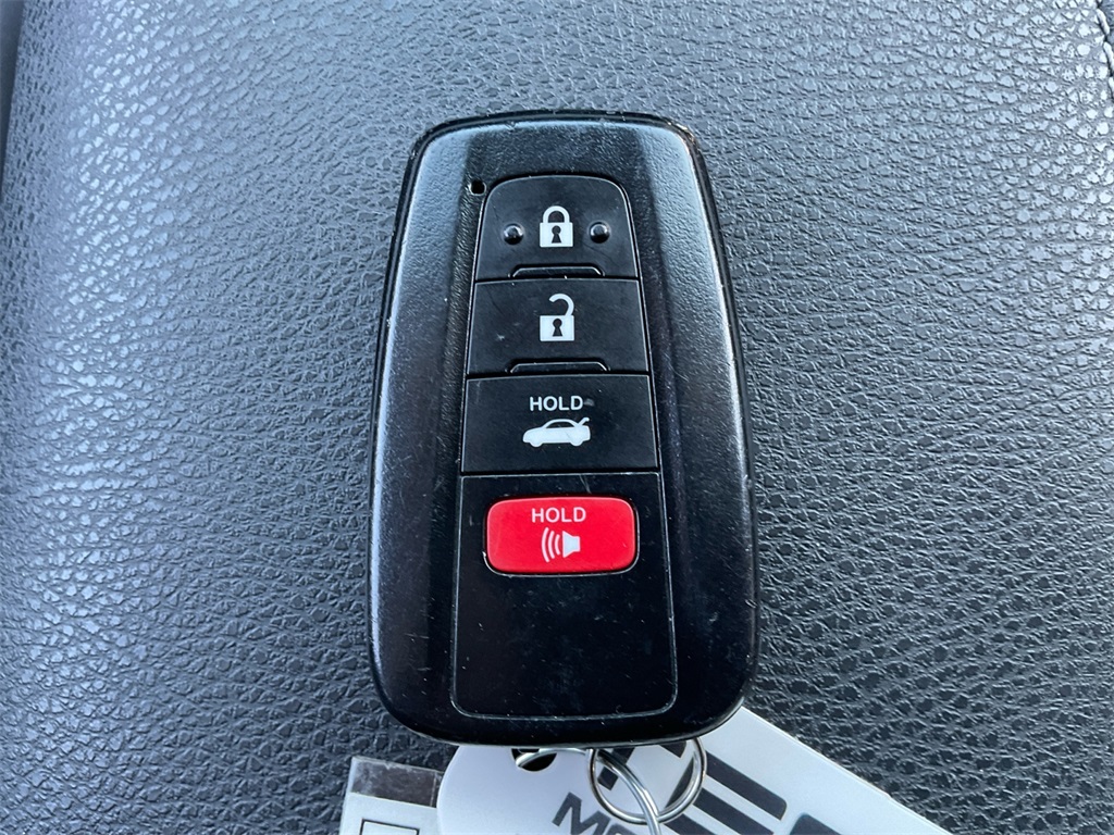2023 Toyota Camry XSE photo 31