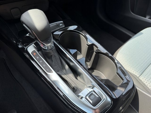 2025 Chevrolet Trax LT photo 21