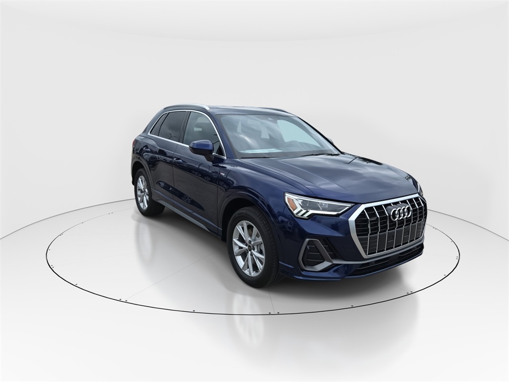 2025 Audi Q3 Premium S line photo 2