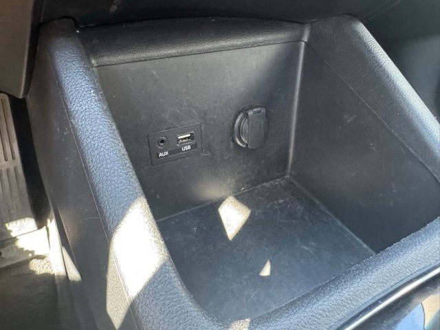 2017 Kia Forte LX Base photo 26