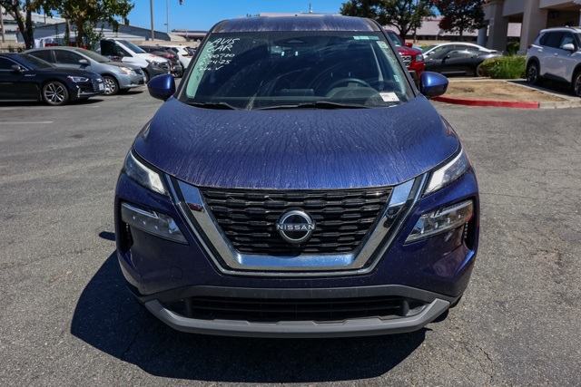 2023 Nissan Rogue SV photo 7