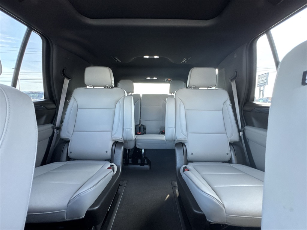 2023 Gmc Yukon SLT photo 13