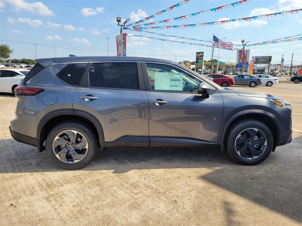 2025 Nissan Rogue SV photo 6
