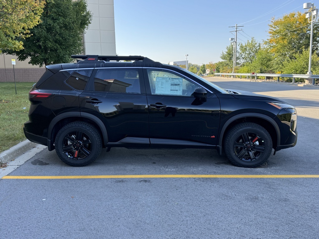 2026 Nissan Rogue SV photo 3