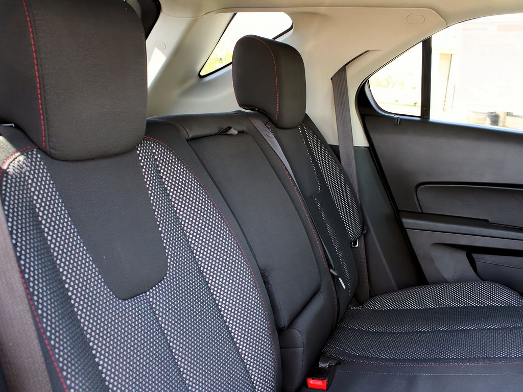 2011 Chevrolet Equinox photo 22