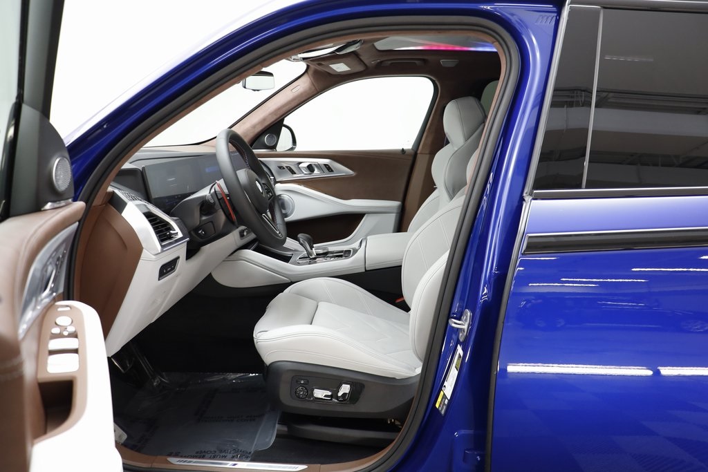 2025 Bmw XM photo 6