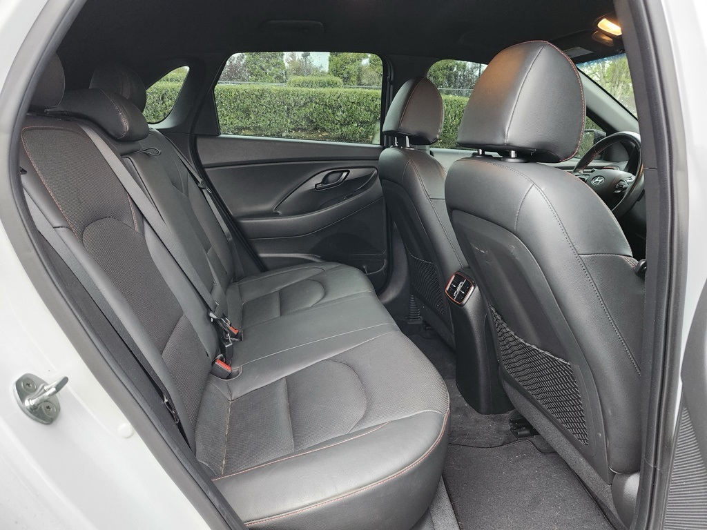 2020 Hyundai Elantra GT N Line photo 23