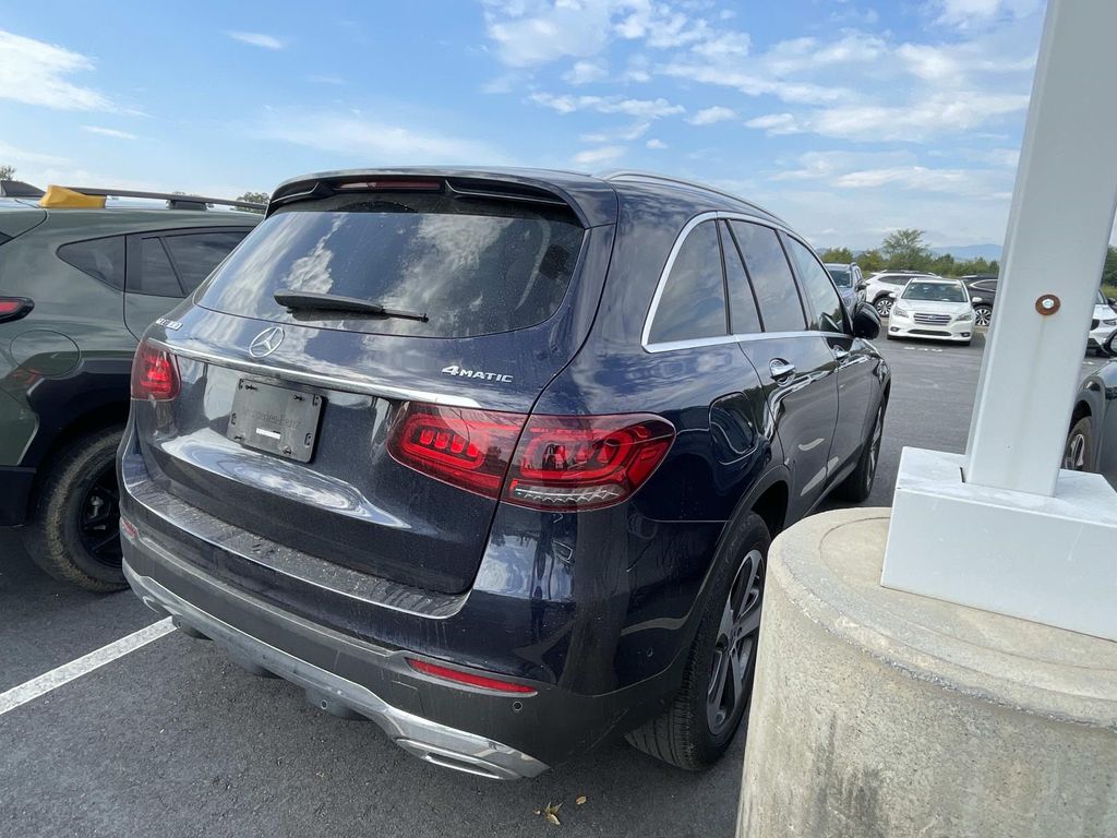 2022 Mercedes Benz GLC 300 4MATIC photo 4