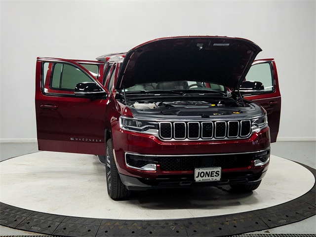 2024 Jeep Wagoneer Base photo 10