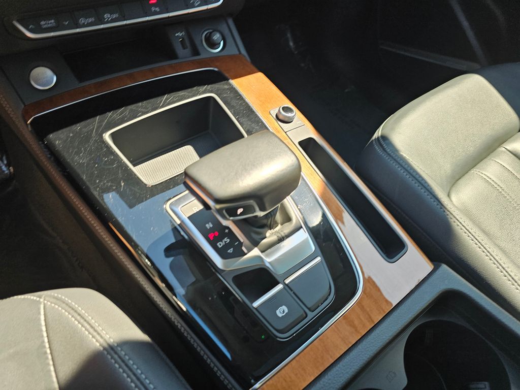 2023 Audi Q5 45 S line Premium photo 28