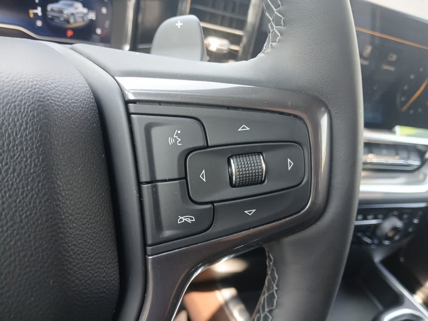 2024 Chevrolet Silverado 1500 High Country photo 27