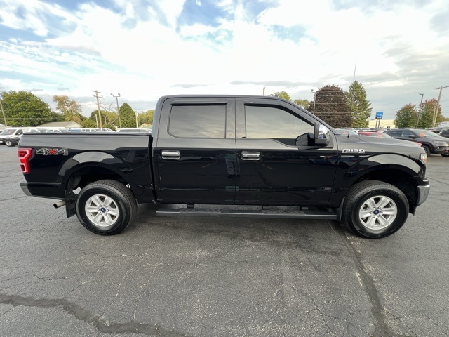 2019 Ford F-150 XLT photo 2