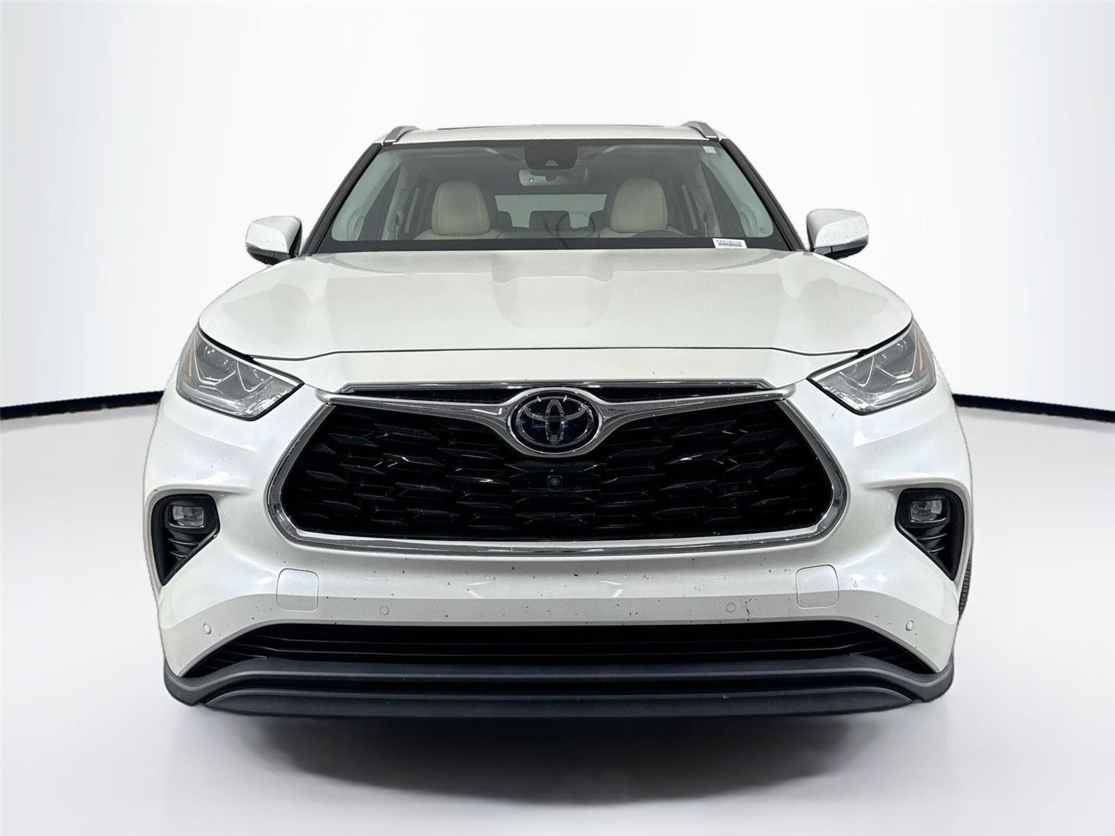 2021 Toyota Highlander Limited photo 3