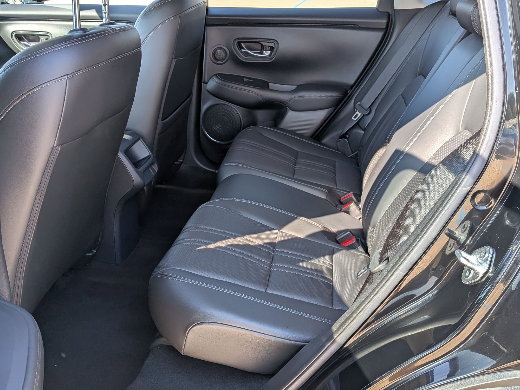 2023 Honda HR-V EX-L photo 22