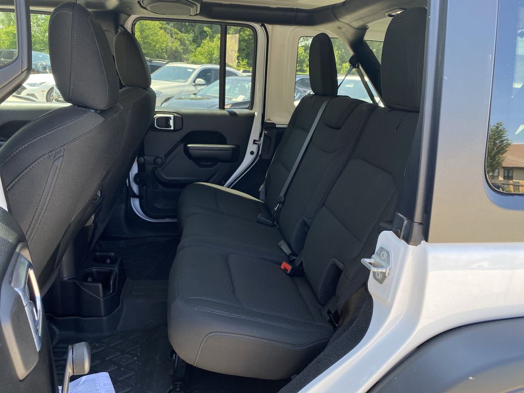 2021 Jeep Wrangler Unlimited Willys photo 23