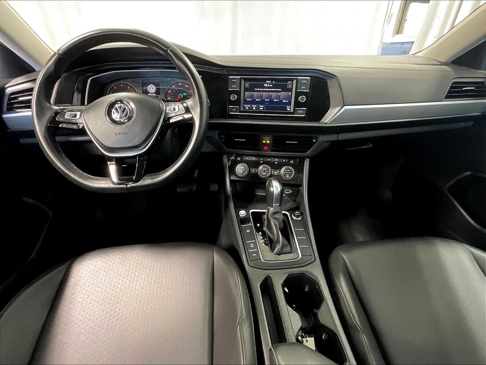 2019 Volkswagen Jetta SE photo 19