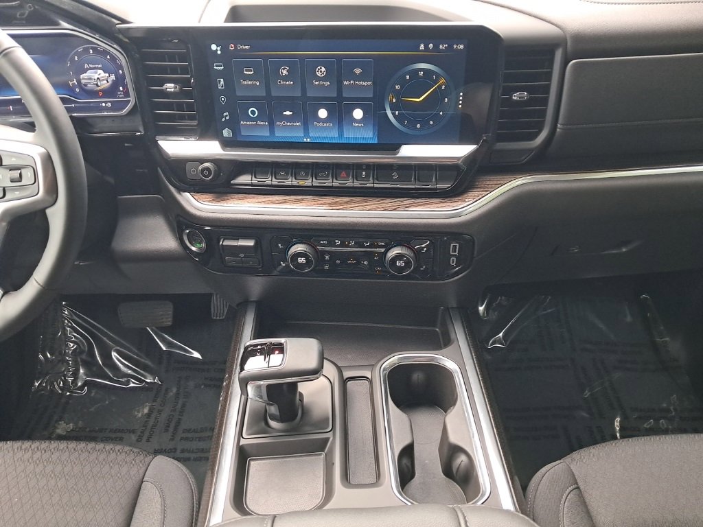 2024 Chevrolet Silverado 1500 RST photo 17