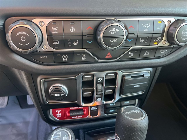 2025 Jeep Gladiator Mojave photo 26