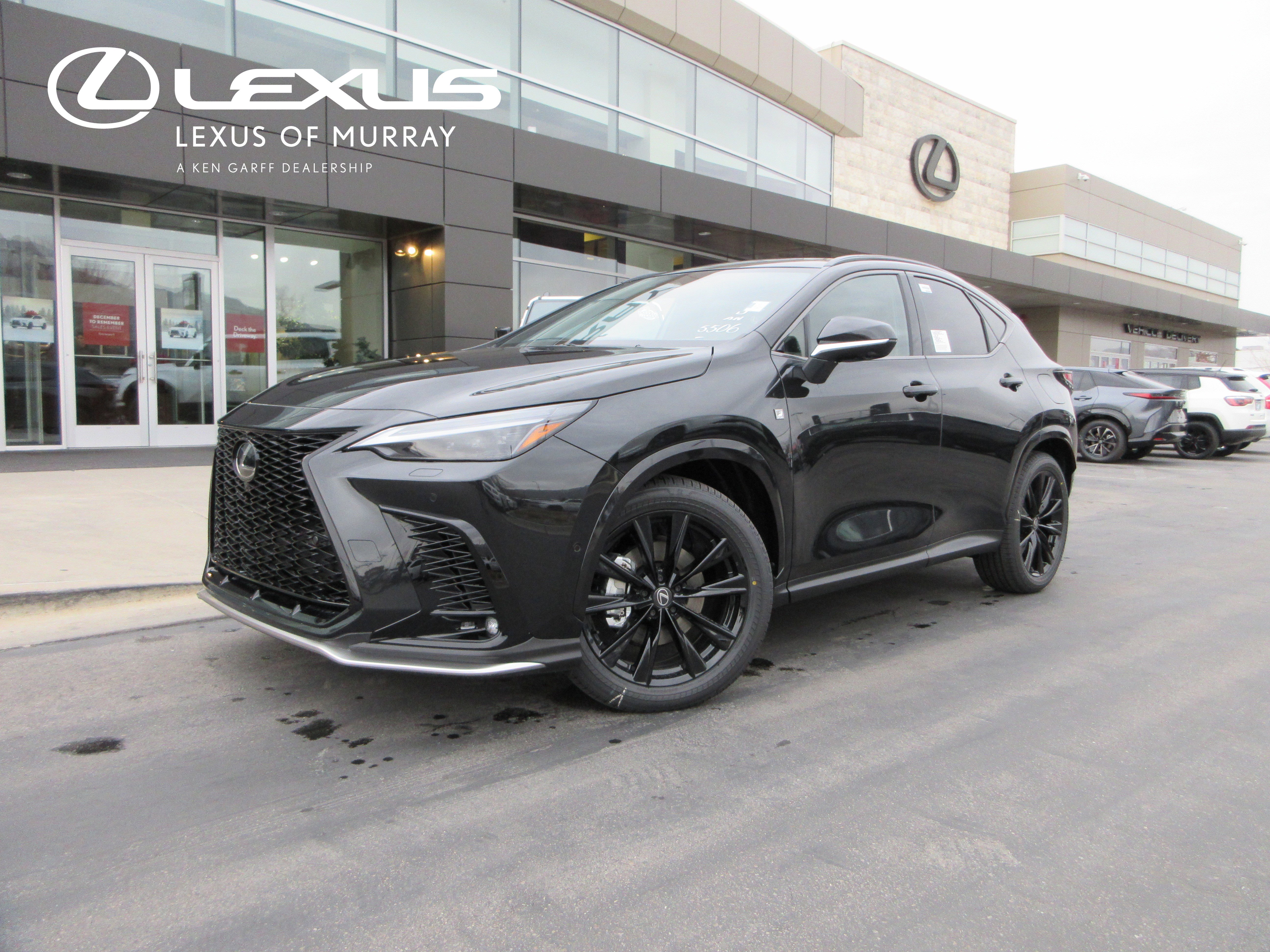 2026 Lexus NX PHEV 450h+'s photo