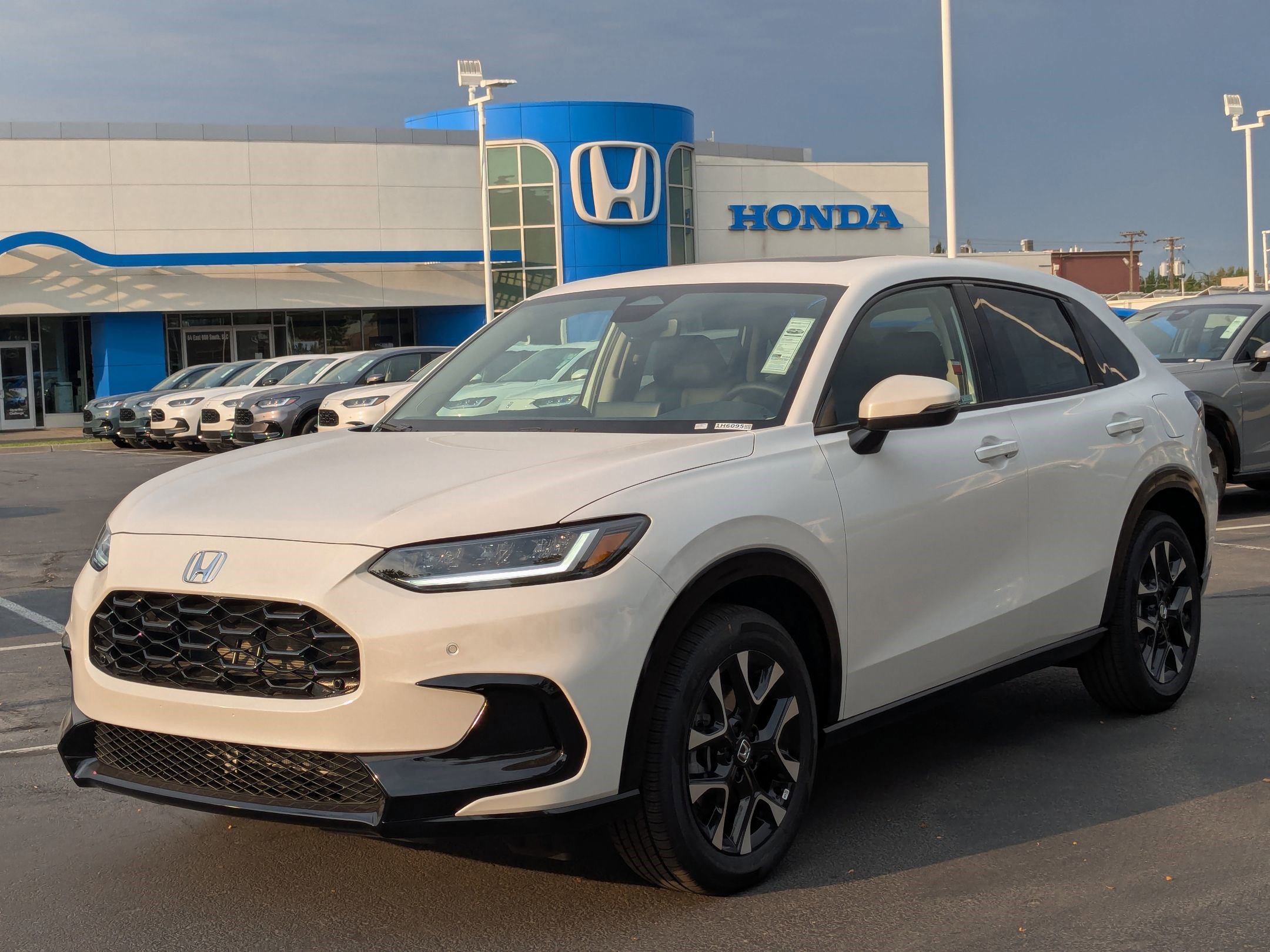 2026 Honda HR-V EX-L photo 6