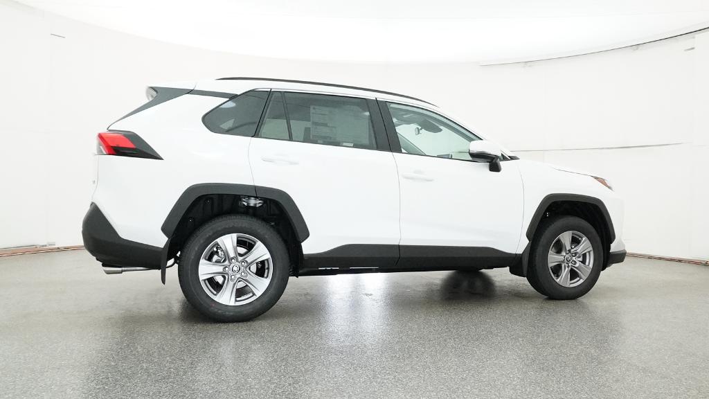 2025 Toyota RAV4 XLE photo 23