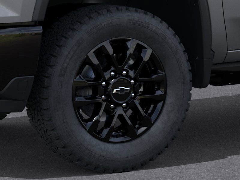 2025 Chevrolet Silverado 2500HD Custom photo 10
