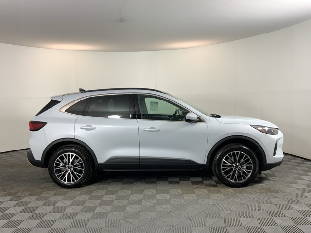 2025 Ford Escape Plug-In Hybrid Base photo 4