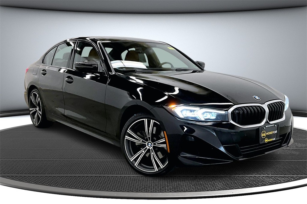2023 BMW 3 Series 330i's photo