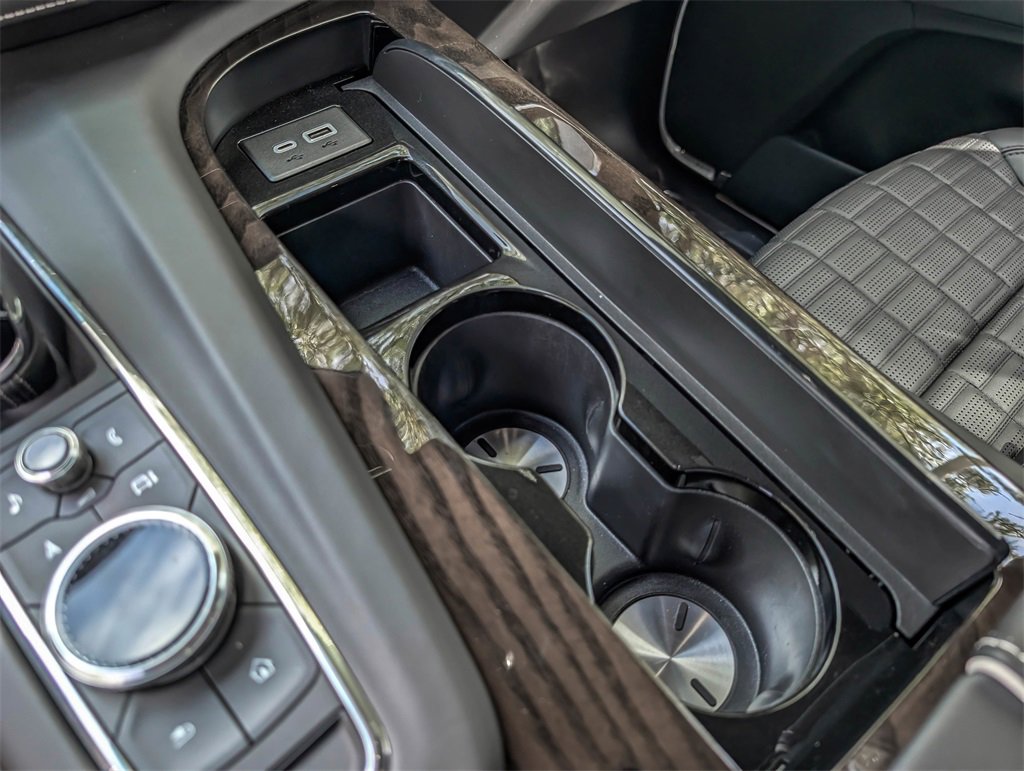 2023 Cadillac Escalade Premium Luxury Platinum photo 31