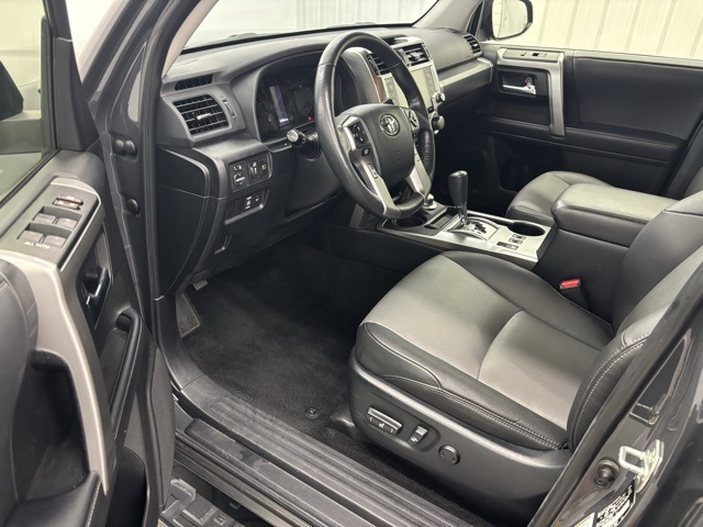 2024 Toyota 4Runner SR5 Premium photo 12