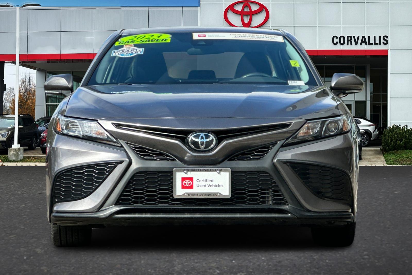 2023 Toyota Camry SE photo 8