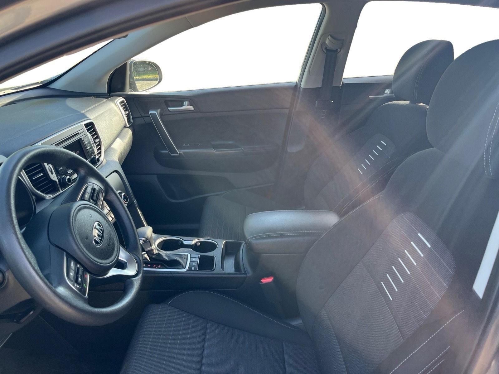 2018 Kia Sportage LX photo 11