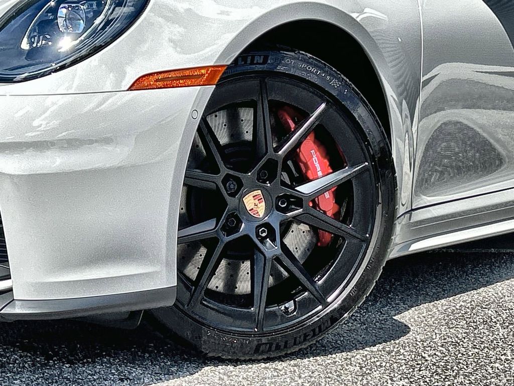 2026 Porsche 911 S photo 14