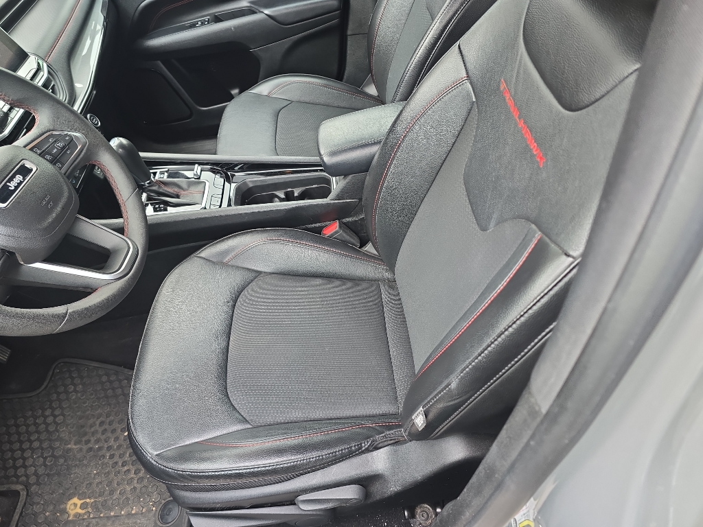 2023 Jeep Compass Trailhawk photo 4