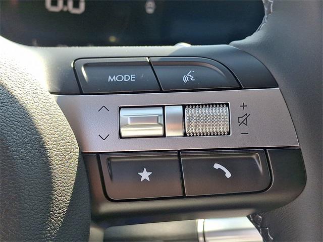 2025 Hyundai Sonata Hybrid SEL photo 18