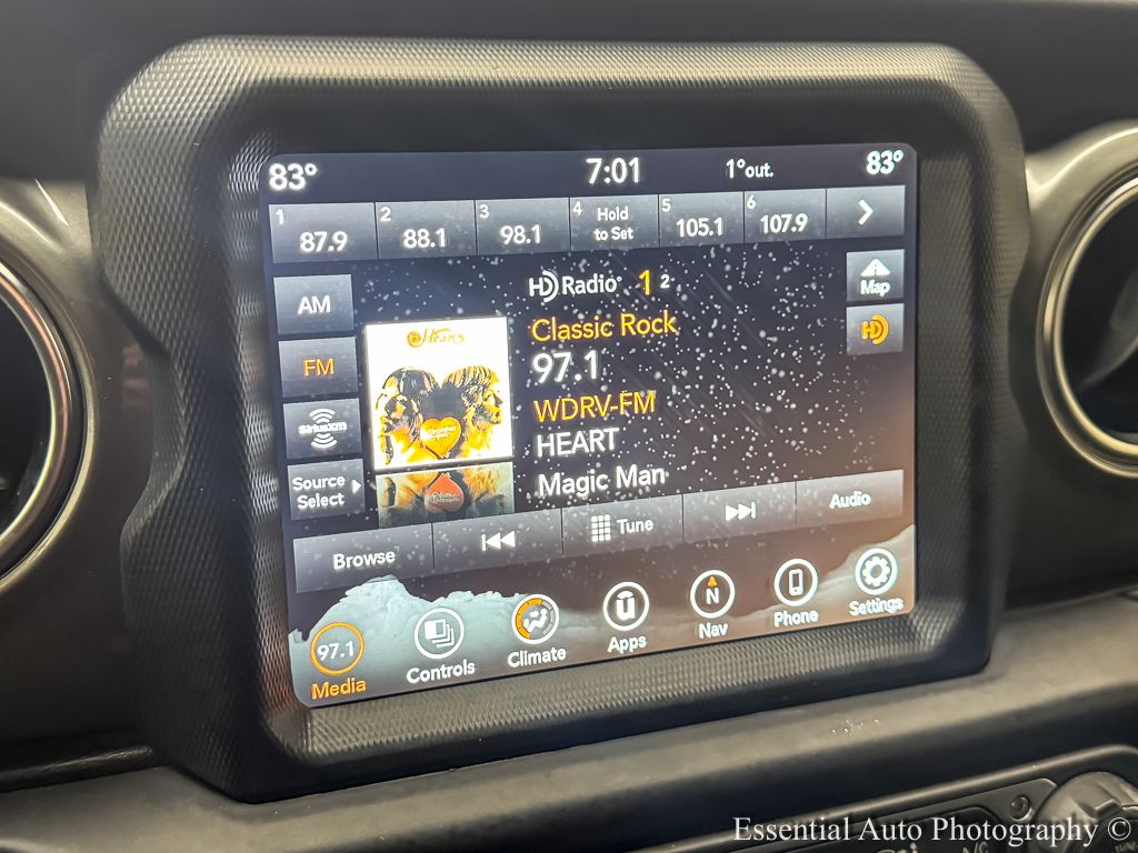 2022 JEEP WRANGLER - Image 16