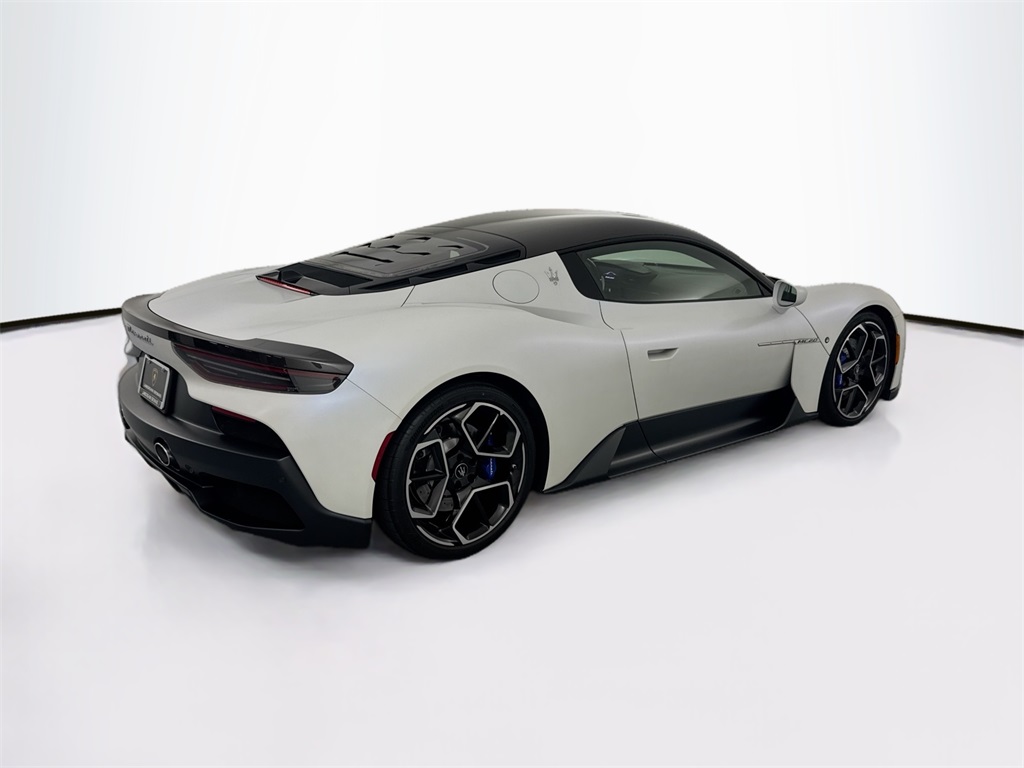 2023 Maserati MC20 Base photo 5