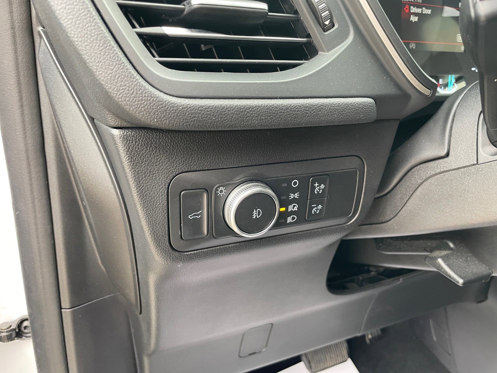 2022 Ford Escape SEL photo 21