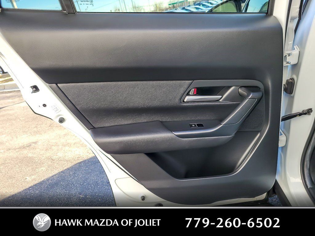 2024 MAZDA CX-50 - Image 16