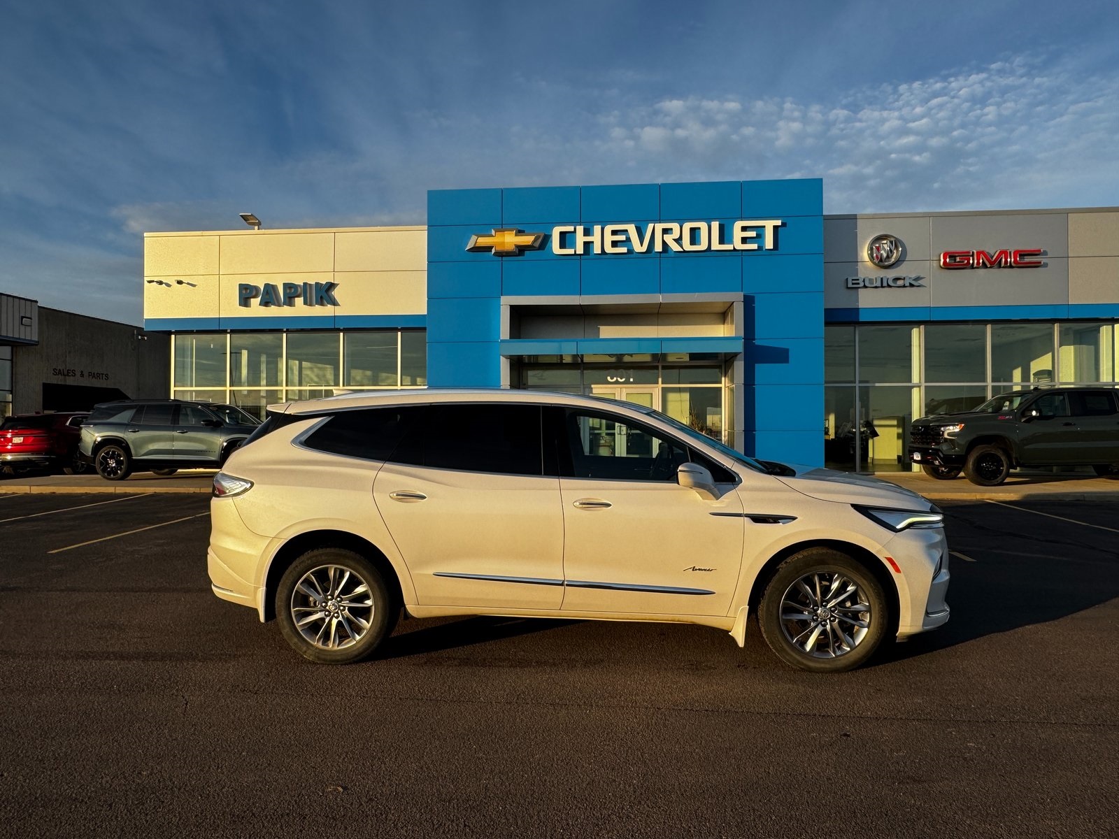 2023 Buick Enclave Avenir's photo