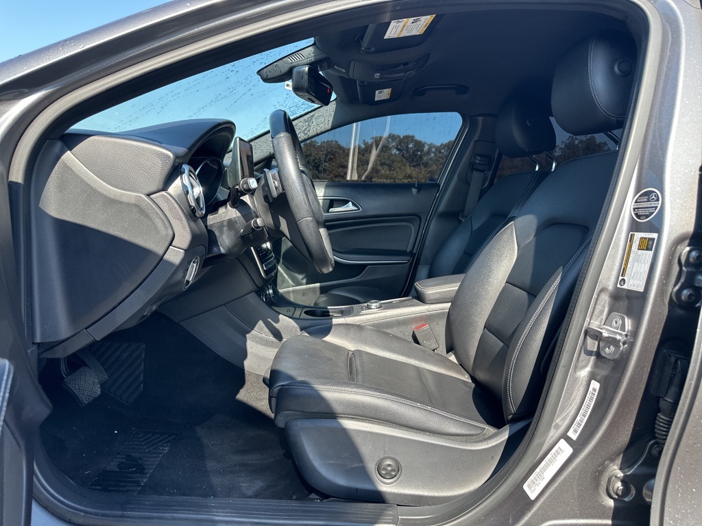 2018 Mercedes Benz GLA 250 4MATIC photo 12