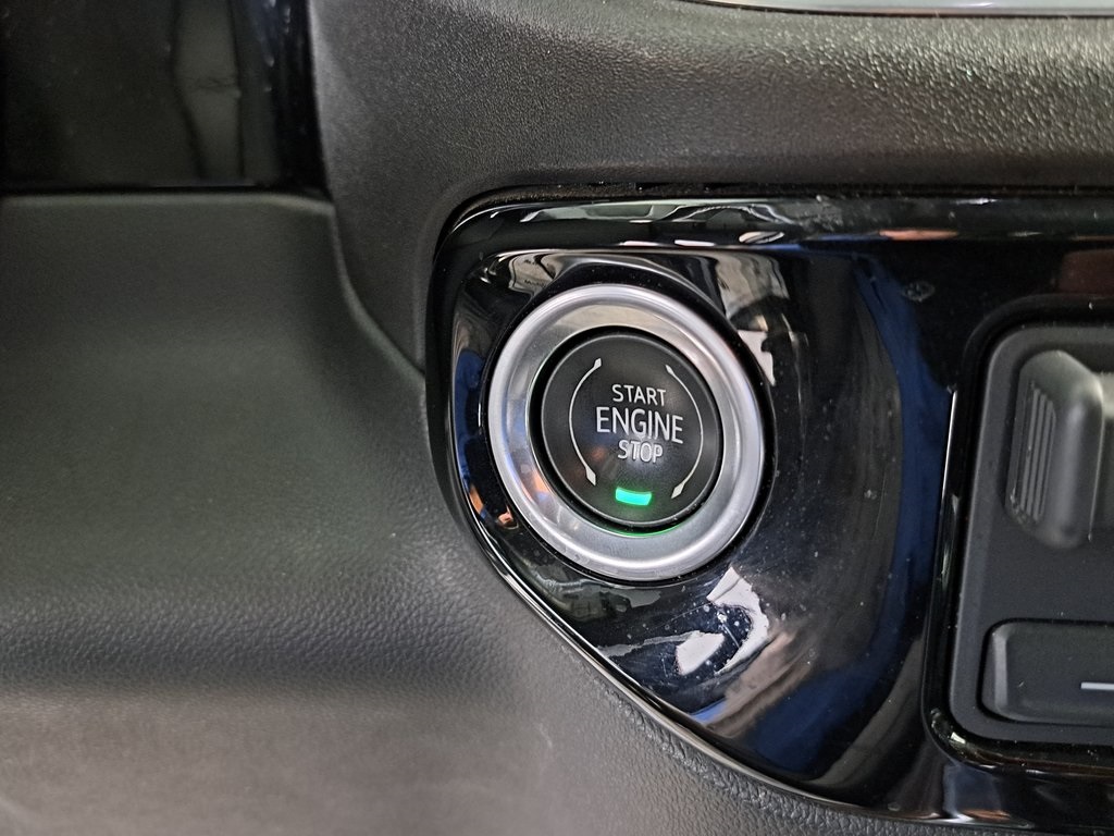 2022 Chevrolet Silverado 1500 LT photo 12
